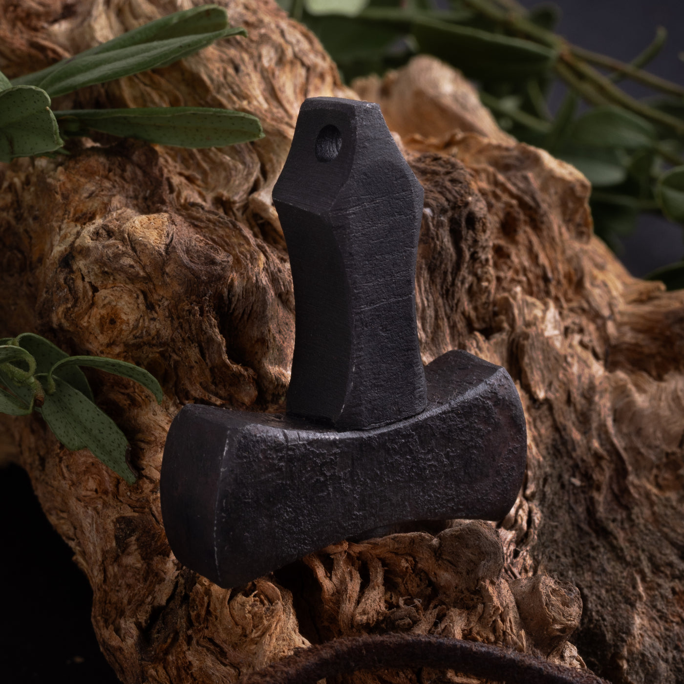Laby Thor's Hammer, Hand-Forged