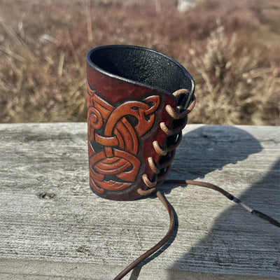 Premium Bracer, Knotwork