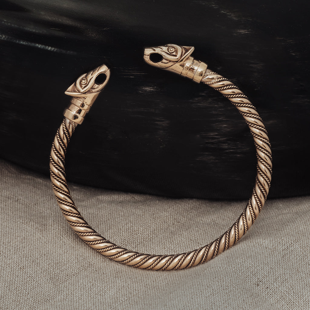 Freki & Geri Armring, Bronze