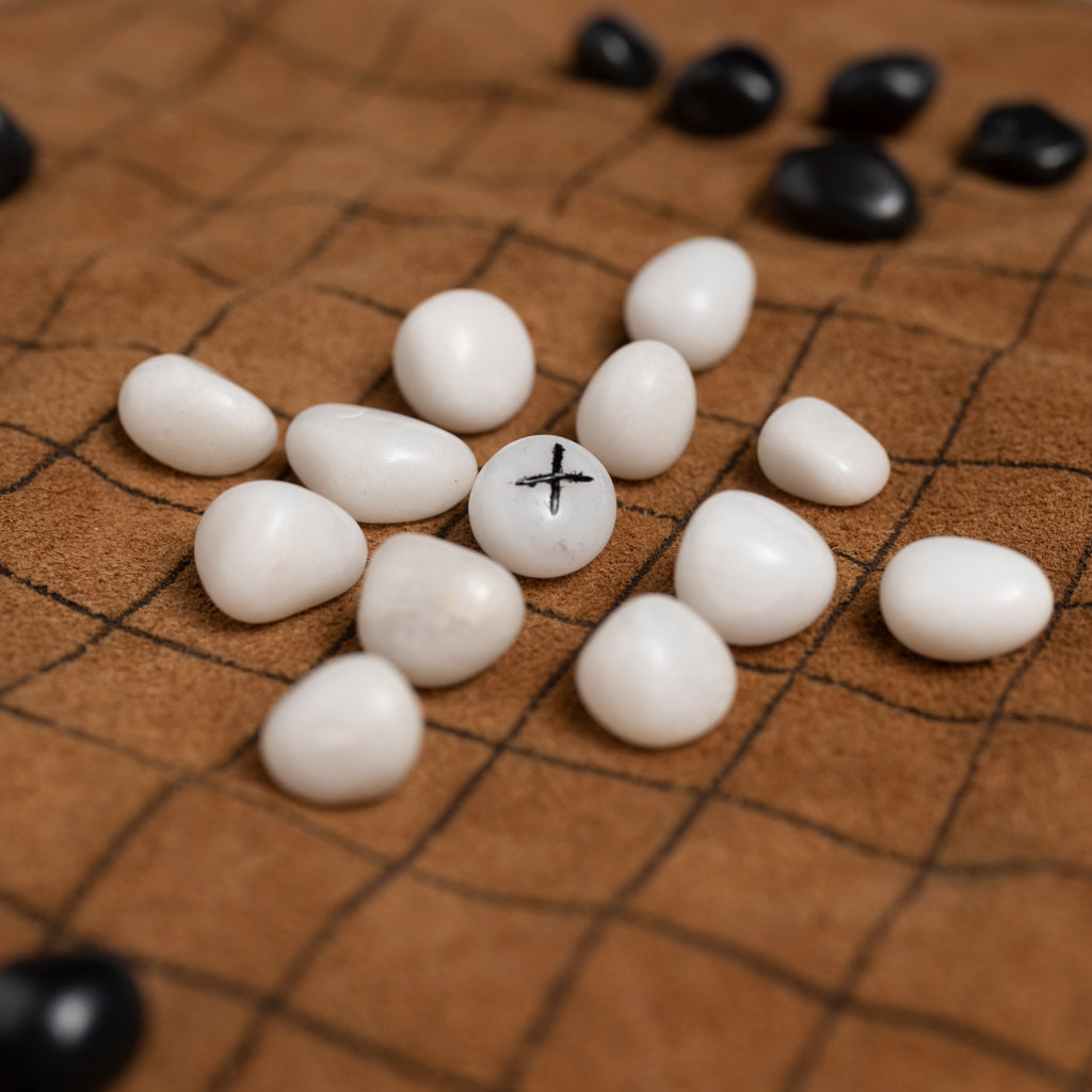 Hnefatafl, Leather