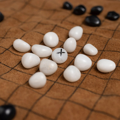 Hnefatafl, Leather