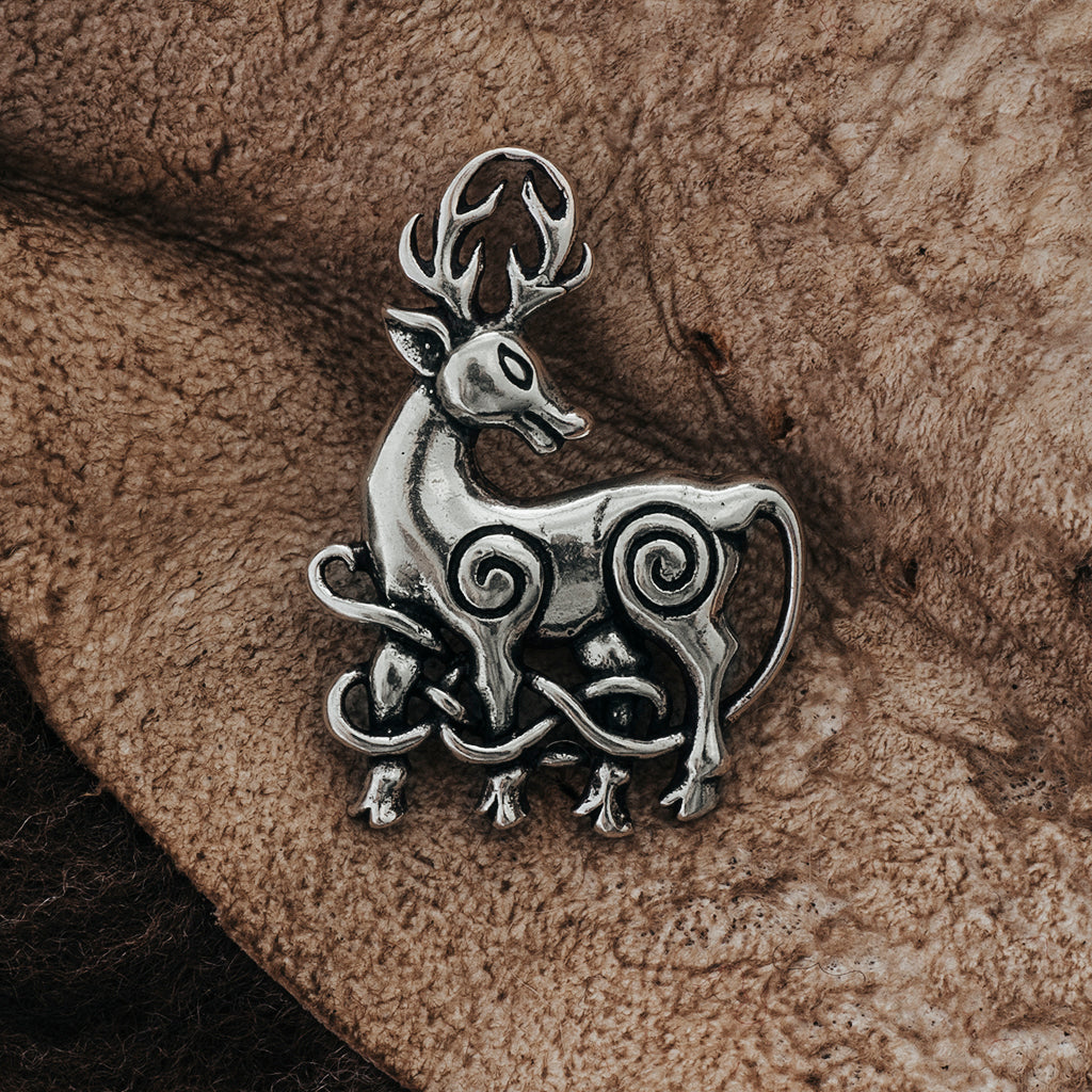 Cernunnos Stag Brooch, Silver – Grimfrost Intl