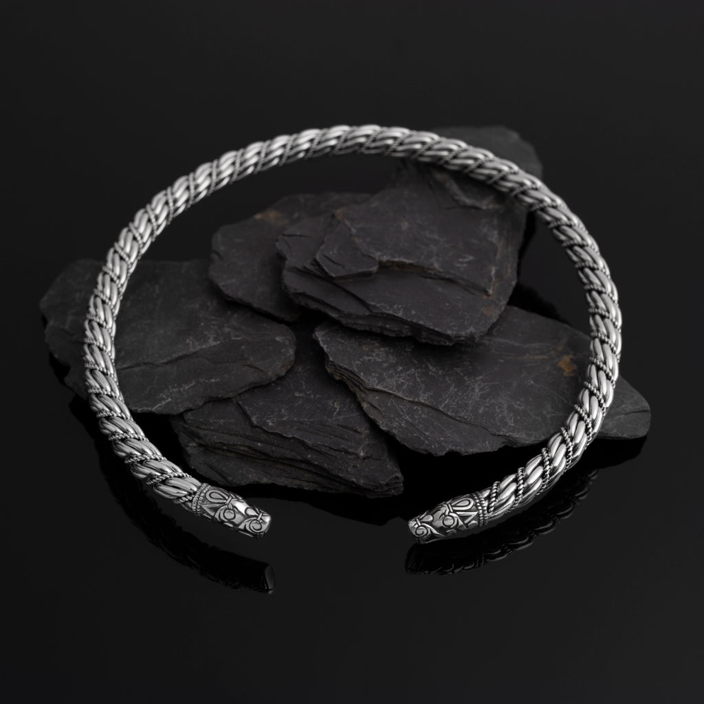 Premium Neck Ring, Silver – Grimfrost Intl