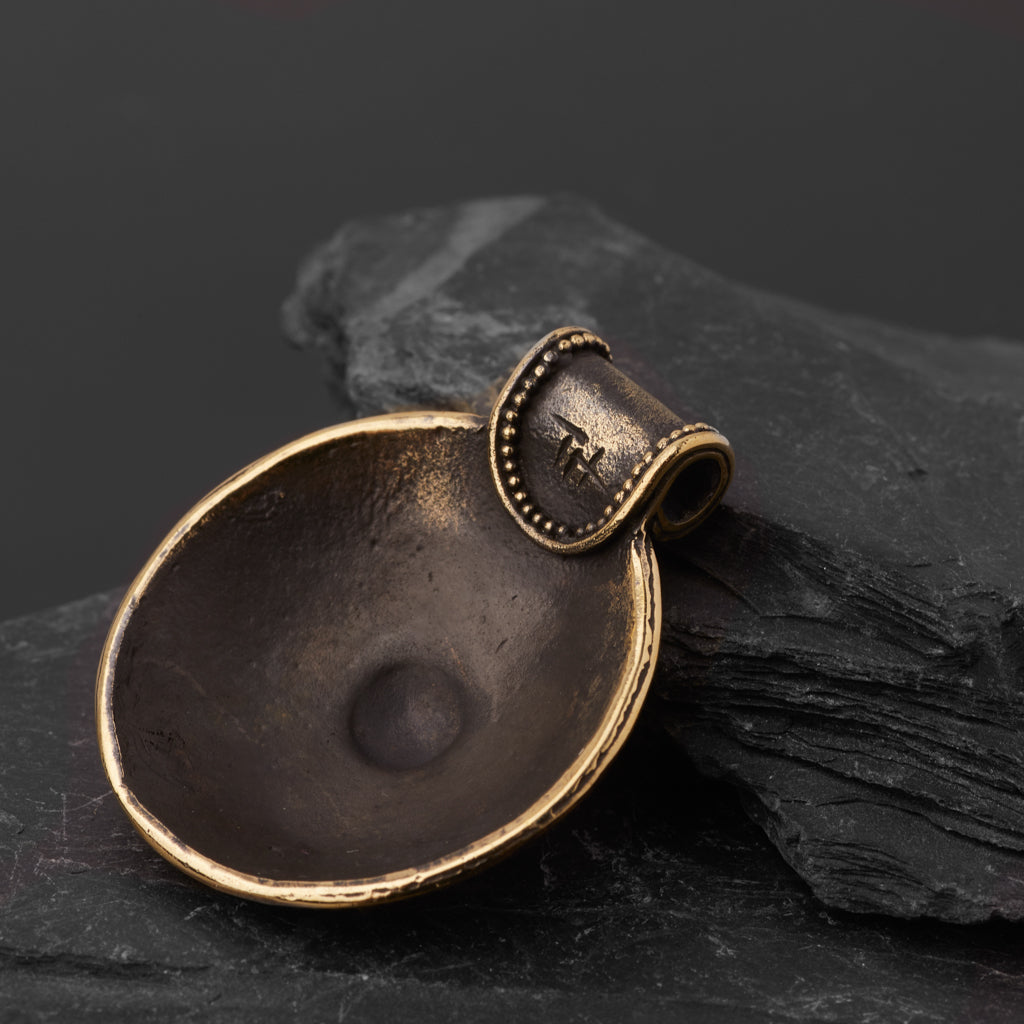 Premium Gnezdovo Pendant, Bronze